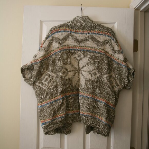American Eagle Outfitters Short Sleeve Chunky Knit Cardigan Sweater, Size M - Picture 2 of 3